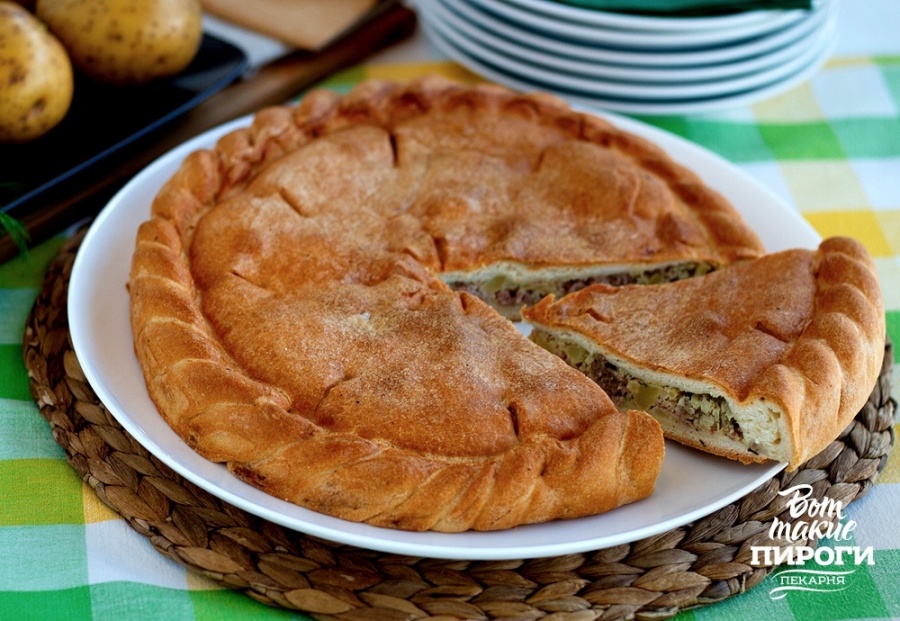 С картофелем и фаршем