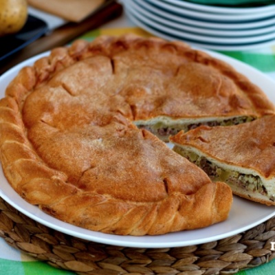 С картофелем и фаршем