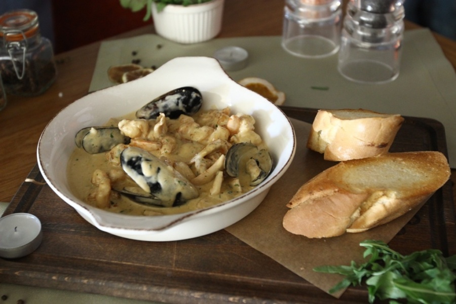 Морепродукты «Пиль-пиль»