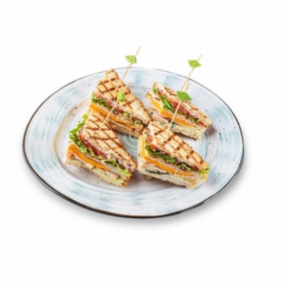 Клаб-сэндвич с копченой курицей