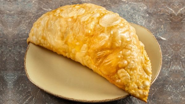 Чебурек с сыром
