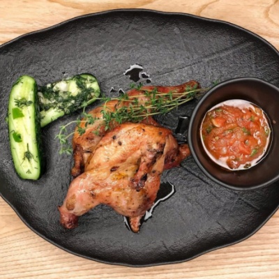 Цыпленок корнишон с малосольными огурчиками (Josper открытый огонь)