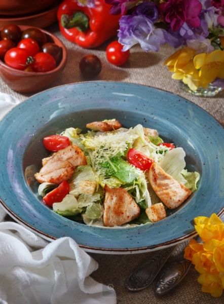 Цезарь с курицей