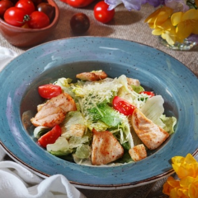 Цезарь с курицей