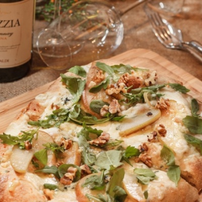 Pere, Gorgonzola e Noci