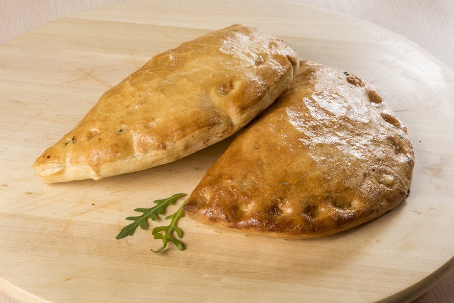 Кальцоне