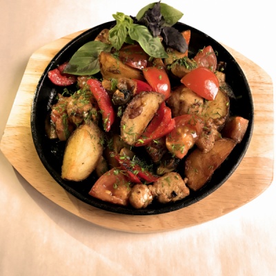Сковородка с курицей