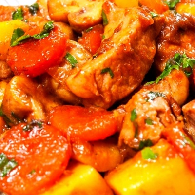 Жаркое с курицей и овощами