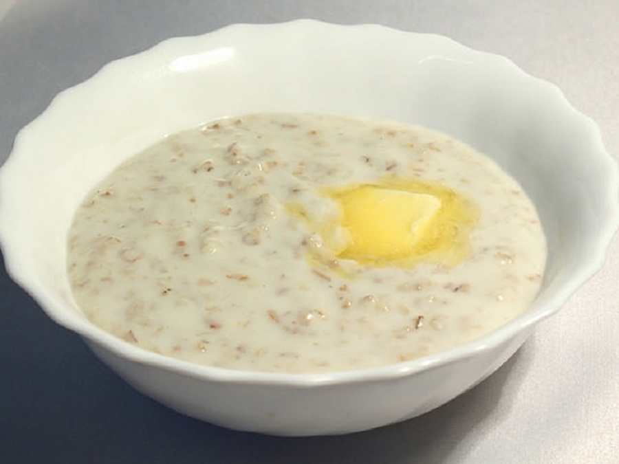 Каша овсяная на молоке