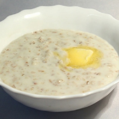 Каша овсяная на молоке