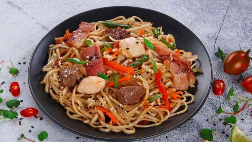 Удон три мяса