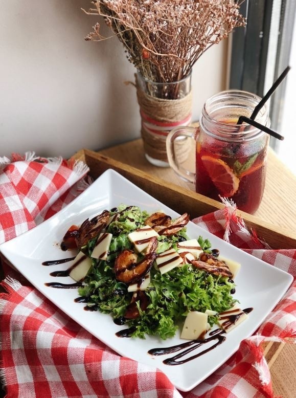 Dolge rucola combretto (салат с рукколой и креветкой)