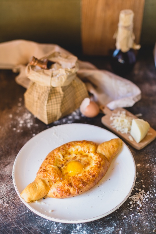 Хачапури по-аджарски