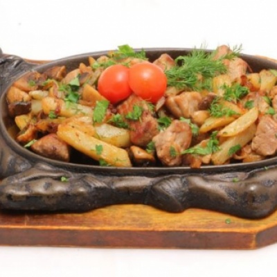 Сковородка с курицей
