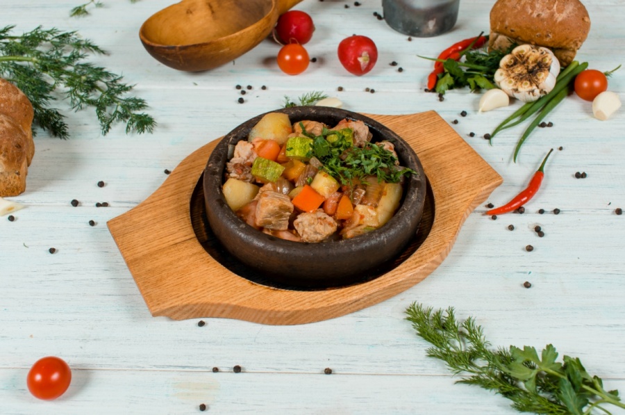 Сковородка по-мещански со свининой