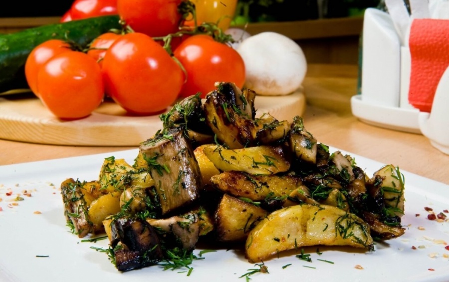 Картофель с грибами