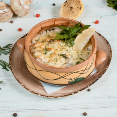Судак с грибами