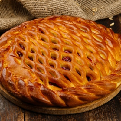 Пирог с брусникой