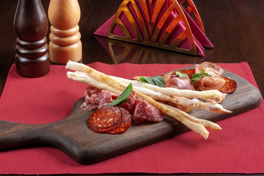 Мясная тарелка