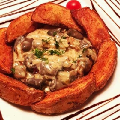 Куриные потроха с картофелем