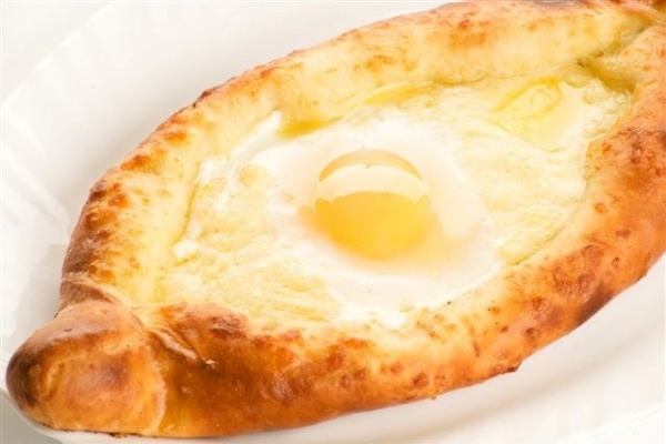 Хачапури по-аджарски