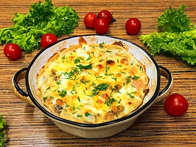 Грибы шампиньоны с ветчиной