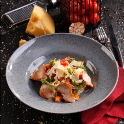 Салат цезарь с курицей