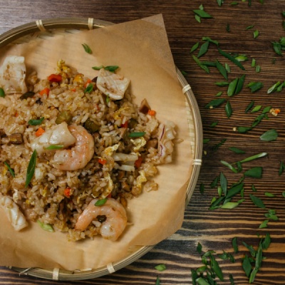 Ком Ран Хай Шан-рис с морепродуктами