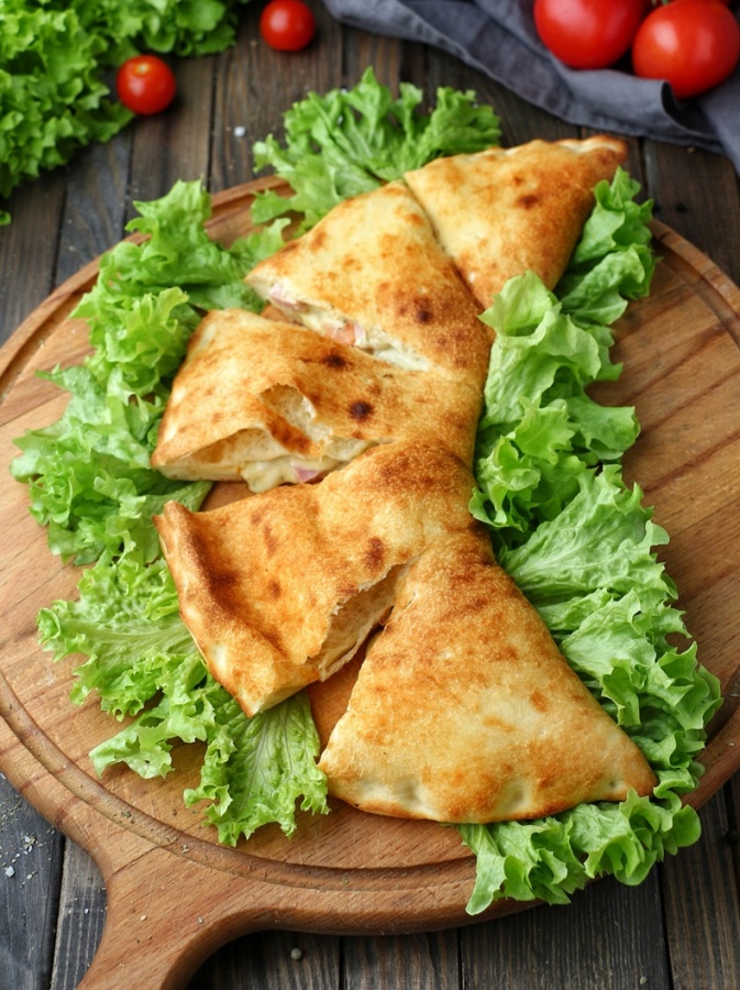Кальцоне