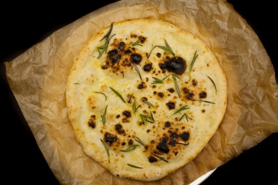 С розмарином и морской солью