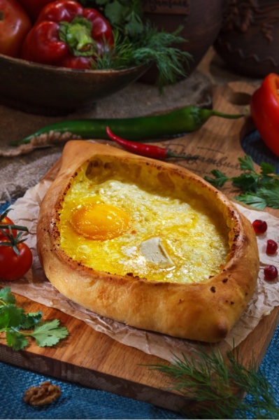 Хачапури по-аджарски