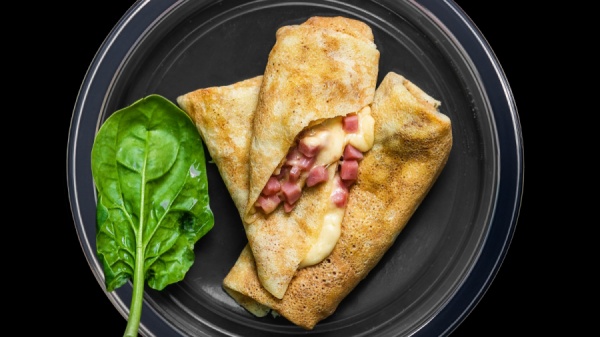 Блинчики с ветчиной и сыром