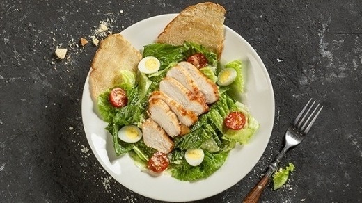 Цезарь с куриной грудкой