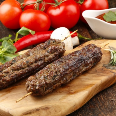 Люля-кебаб из баранины и курицы