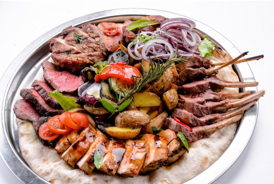 Мясное плато на компанию