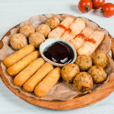 Закуска из жареных сыров
