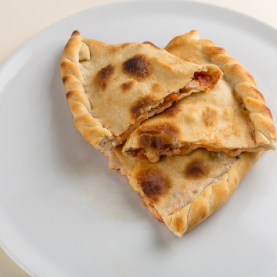 Кальцоне с курицей