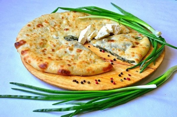 Пирог с сыром и зеленью