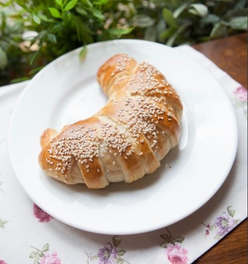 Слойка с беконом