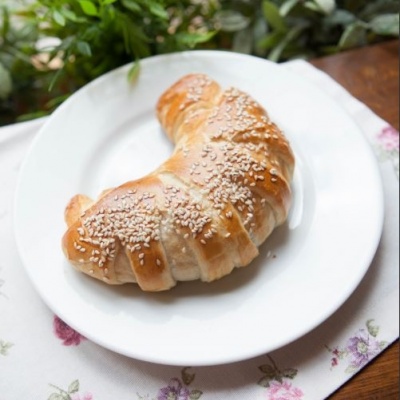 Слойка с беконом