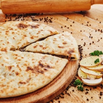 Пирог с картошкой и грибами