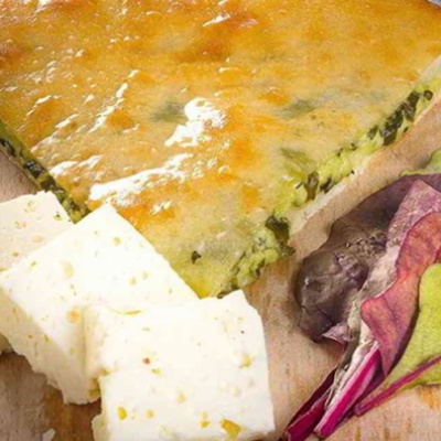 Пирог с сыром и свеклой