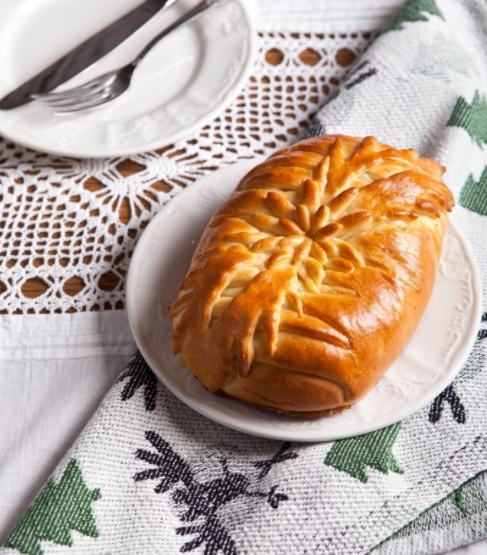 Кулебяка с рубленым мясом