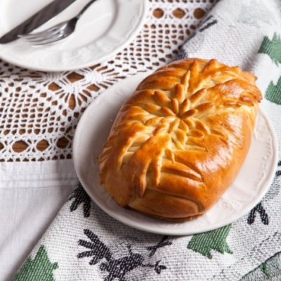 Кулебяка с рубленым мясом
