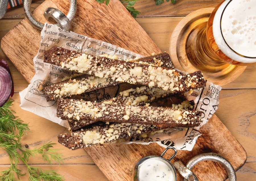 Гренки чесночные пивные