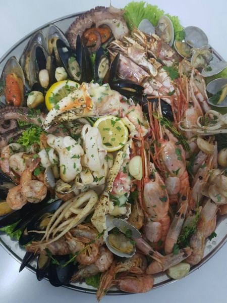 Большой сет из морепродуктов