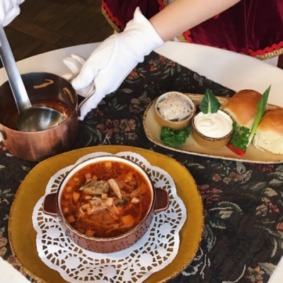 Кубанский борщ с пампушками