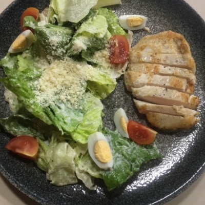 Цезарь с курицей