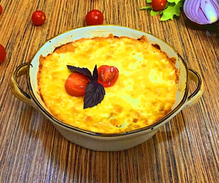 Картофель, помидоры и ветчина