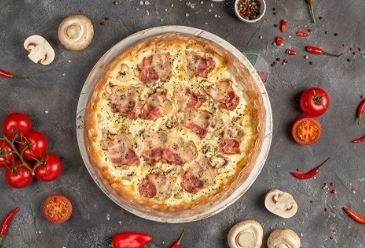 Пицца Бекон и грибы
